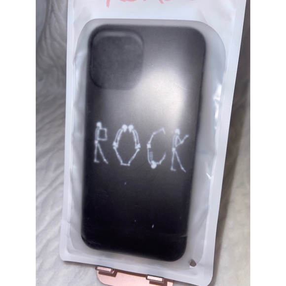 Skeleton Rock Black iPhone 12 Pro Max Case 🖤 - Picture 11 of 17